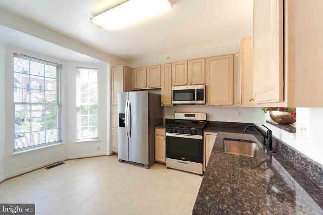 Building Photo - 15154 Brazil Cir