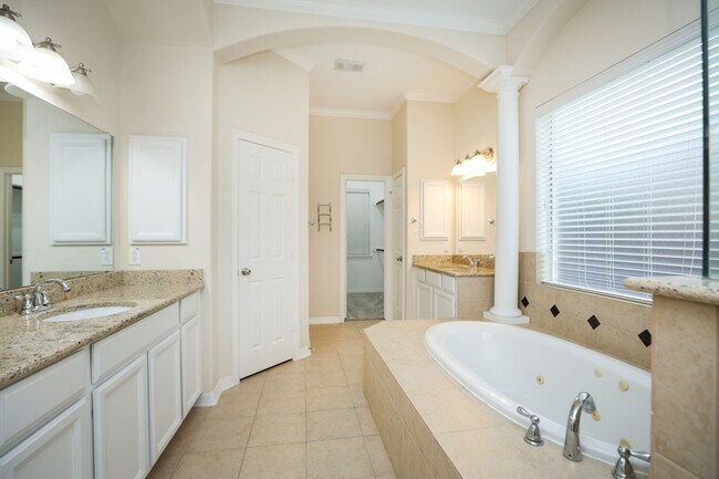 Building Photo - 21719 China Green Dr