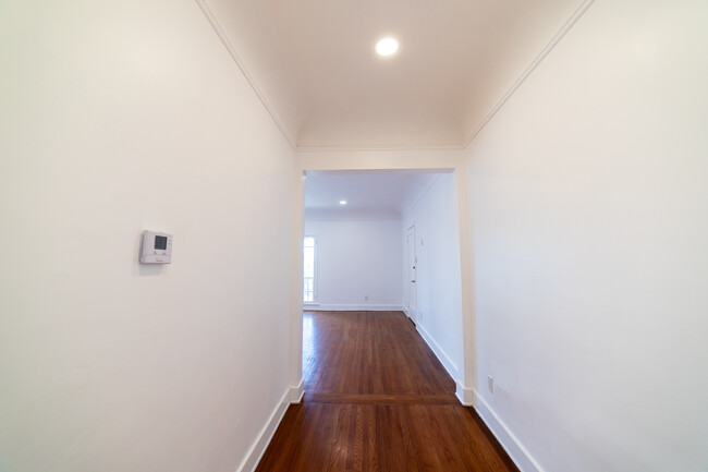 Building Photo - A Grand, Light-Filled 1-Bedroom with Bonus...