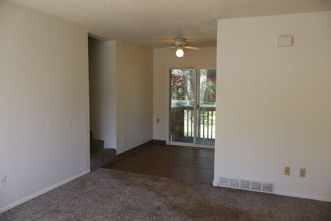 Building Photo - Beautiful Split-Level 6BR Home with Attach...