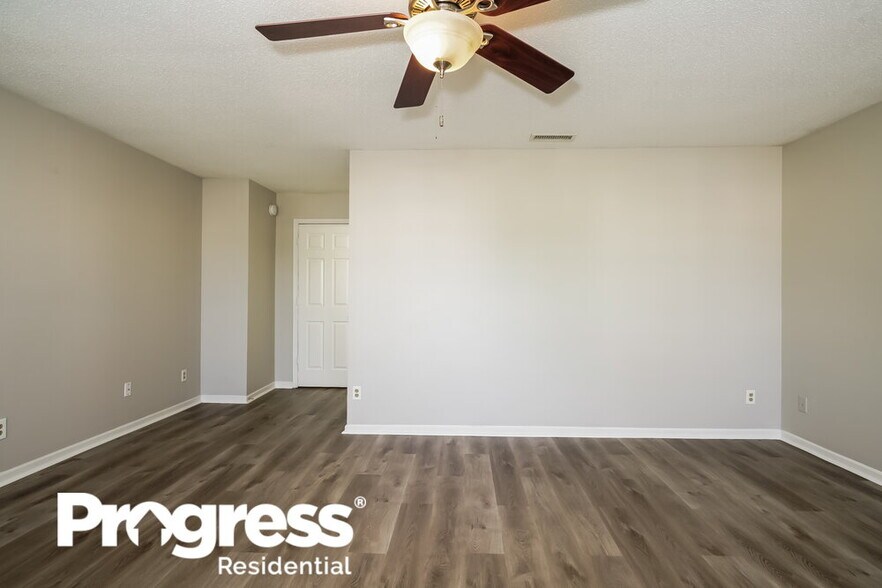 Building Photo - 8317 Becks Mill Ln