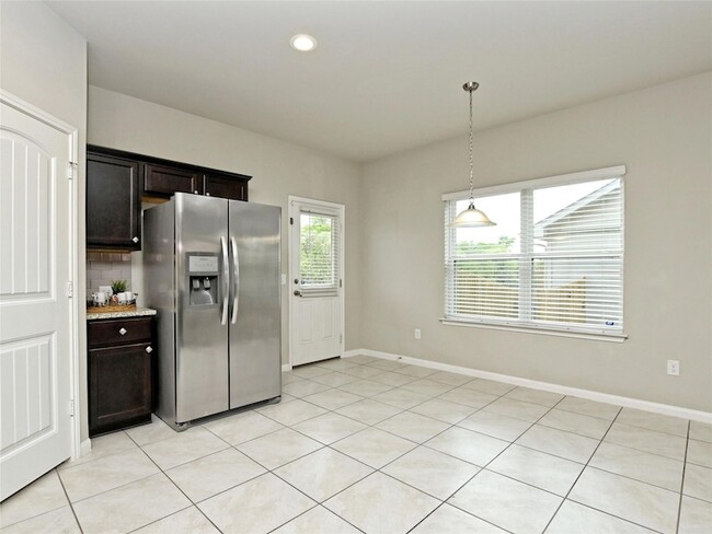 Building Photo - 6917 Ranchito Dr