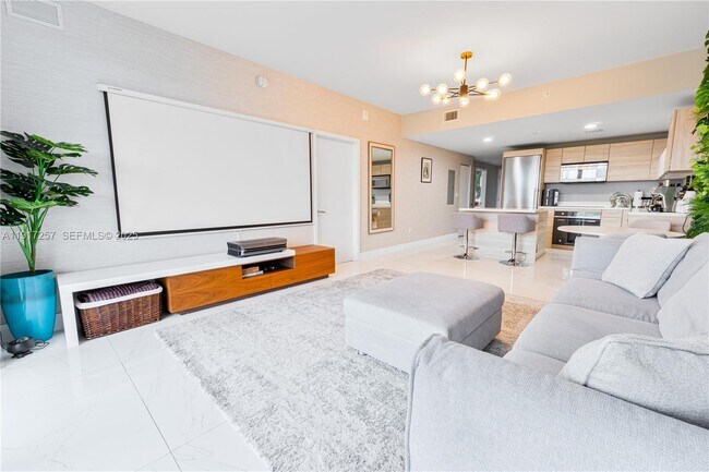 Building Photo - 16385 Biscayne Blvd