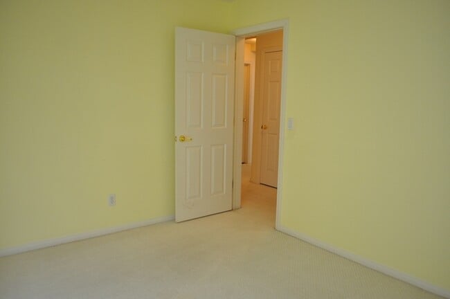 Building Photo - Lovely Single Story Home in Silverado Cany...