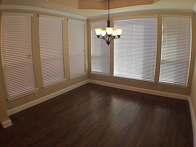 Building Photo - 5 Bdrm/4 Bath / Media Room/ 3300 SF In North Carrollton/Brick And Stone Facade