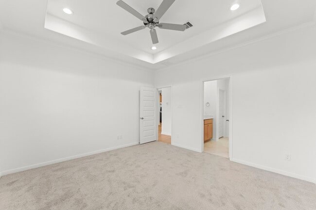 Building Photo - 11820 Whirlaway Dr