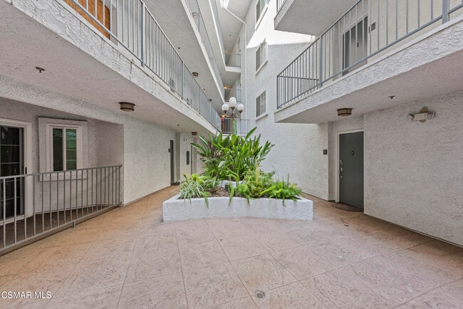 Building Photo - 4401 Sepulveda Blvd