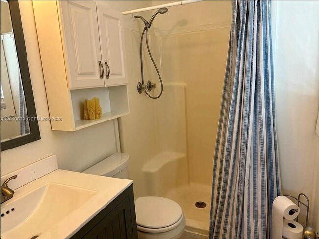 Building Photo - 813 Hawksbill Ln