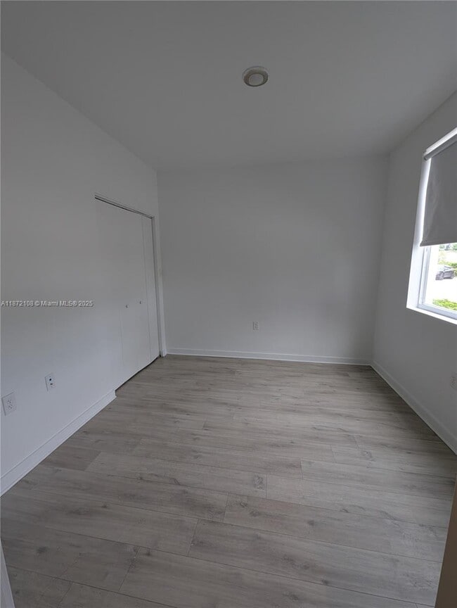 Building Photo - 170 NW 158th St