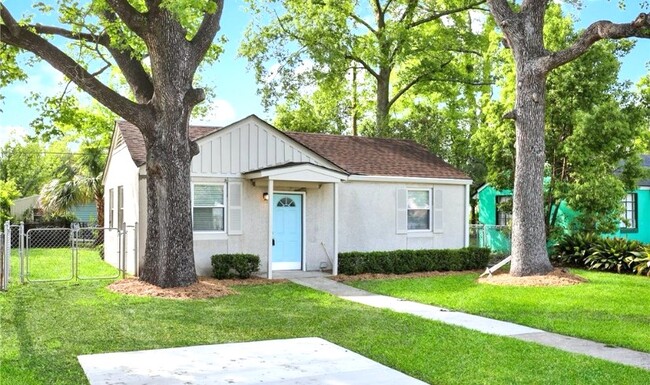 Primary Photo - 803 Googe St