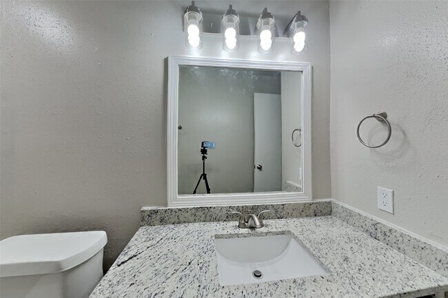 Building Photo - 5306 Hazel Grove Dr