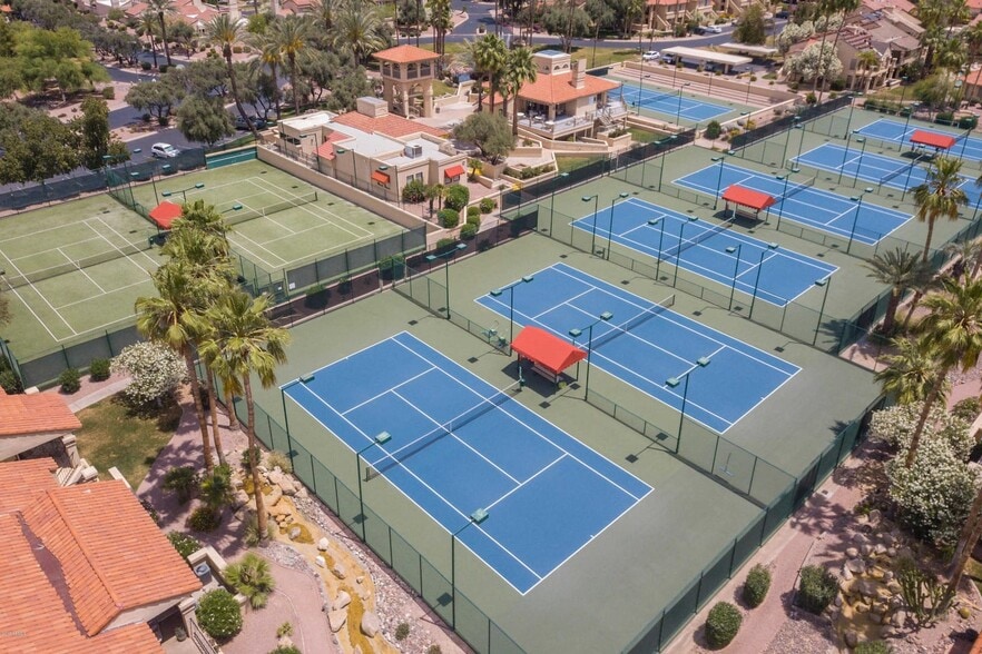 9 Tennis Courts - 9708 E Via Linda