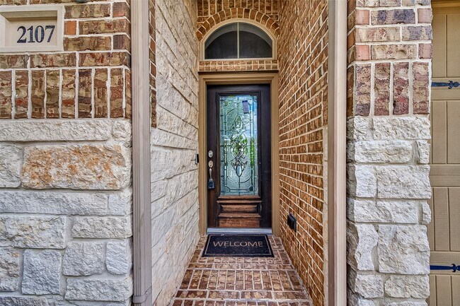 Building Photo - 2107 Cinnamon Teal Cir