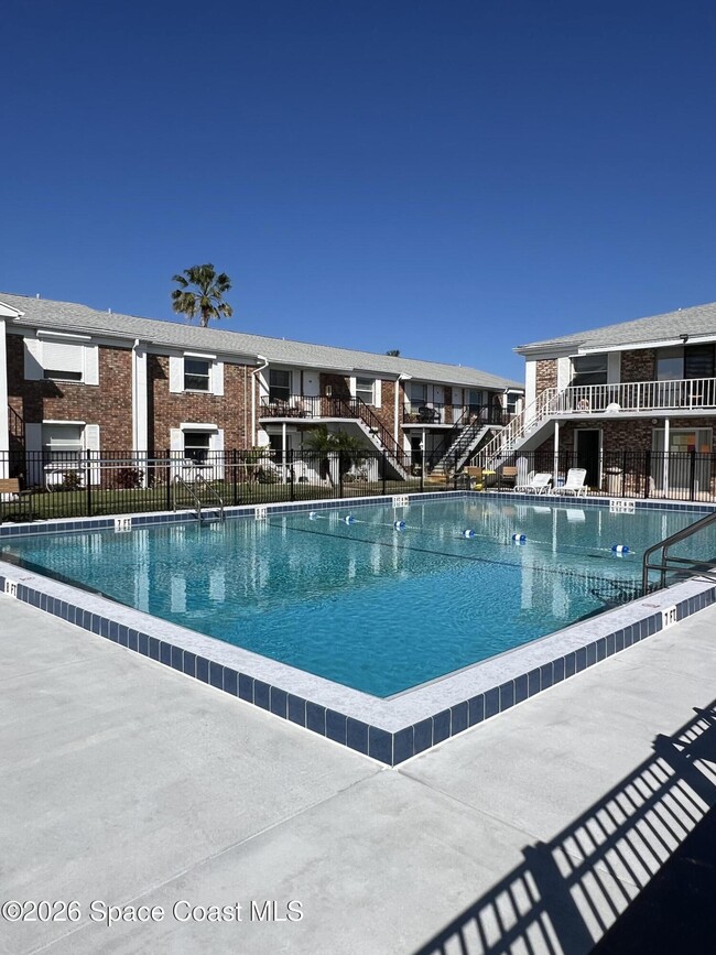 Building Photo - 190 E Olmstead Dr