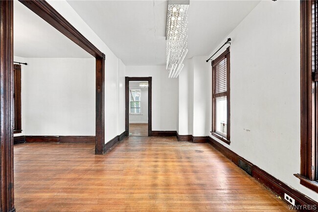 Building Photo - 304 W Delavan Ave