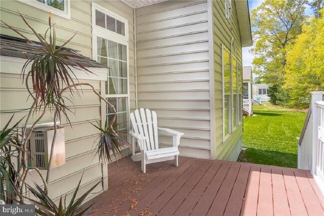 Building Photo - 32602 Seaview Loop