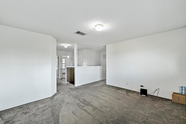 Building Photo - 102 Cannery Cove