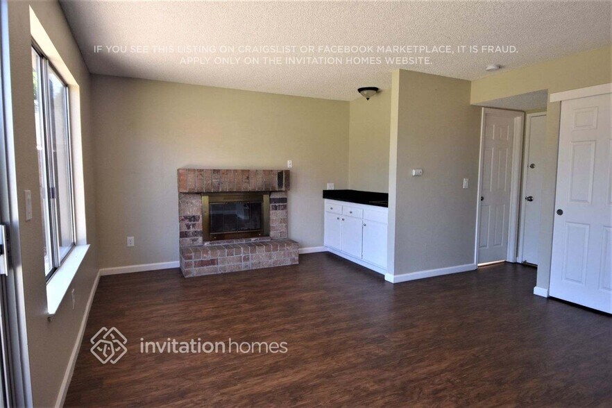Building Photo - 9209 Sungold Way