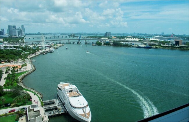 Building Photo - 335 S Biscayne Blvd