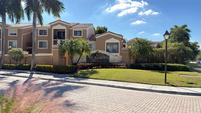 Building Photo - 8000 Nob Hl Rd