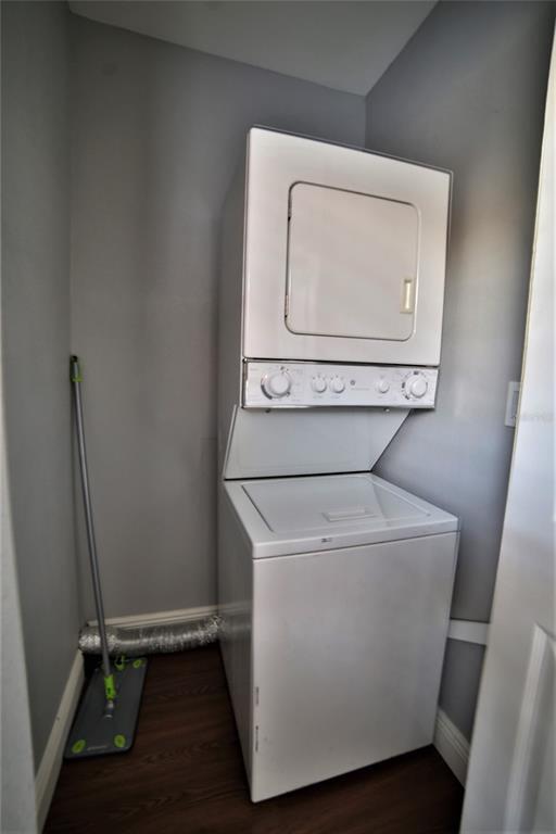 Building Photo - 10260 Turkey Lake Rd