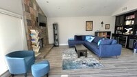 Building Photo - 10 Prado