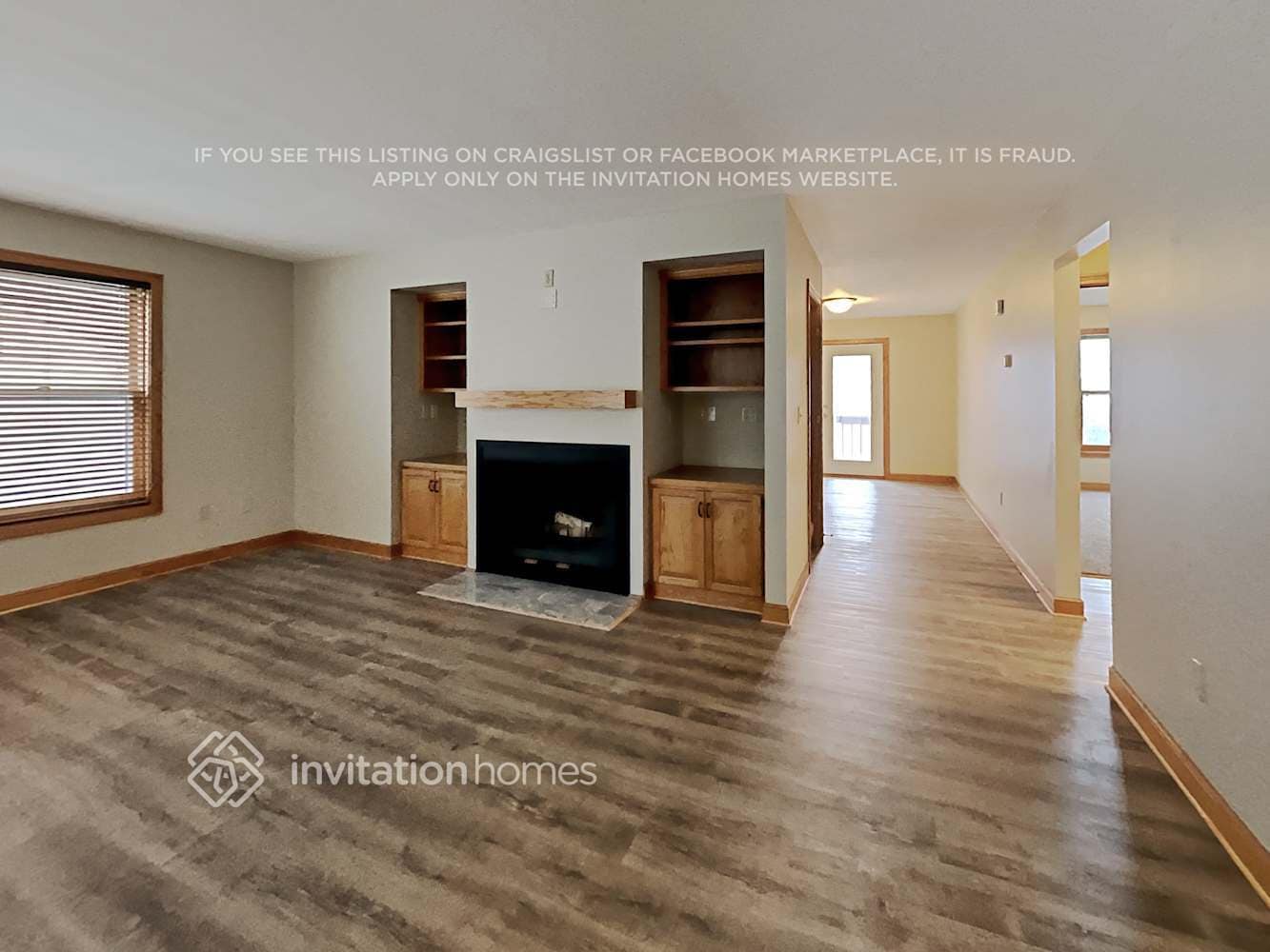 Building Photo - 403 Cretin Ave S