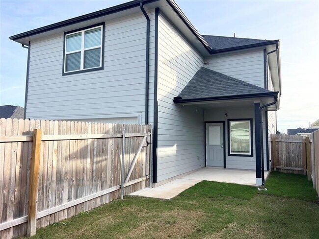 Building Photo - 219 Tokalaun Dr