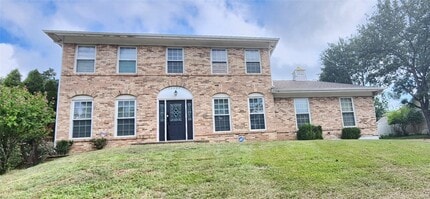 Building Photo - 16407 Westglen Farms Dr