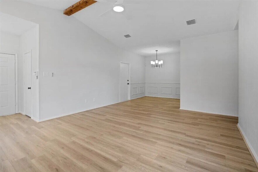 Building Photo - 4313 Flamingo Way