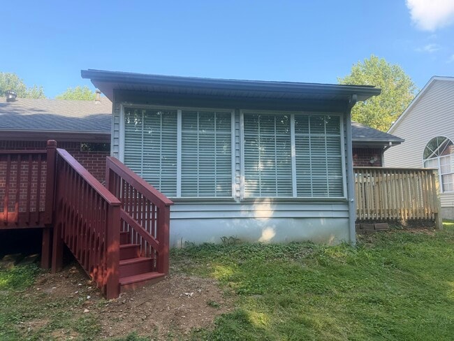 Building Photo - 837 Ridgebrook Rd