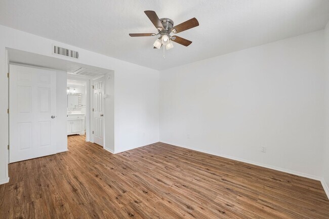 Building Photo - 3224 Timmons Ln