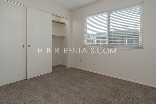 Building Photo - 1107 Douglas Fir Dr