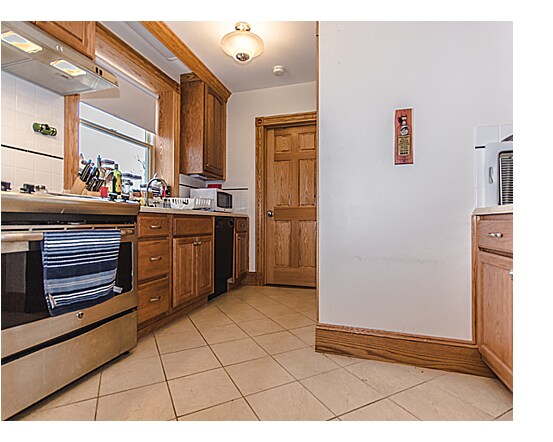 Building Photo - 14 S Russell St