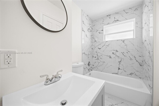 Building Photo - 10521 SW 184th St