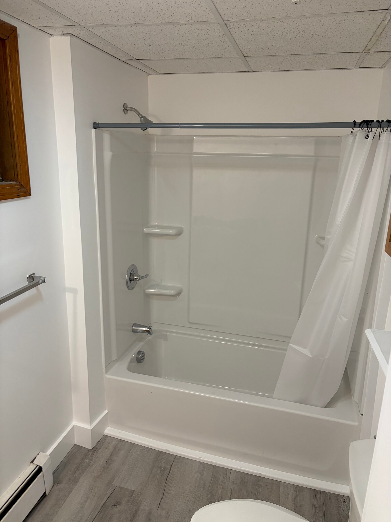 Bathroom - 164 Veranda St