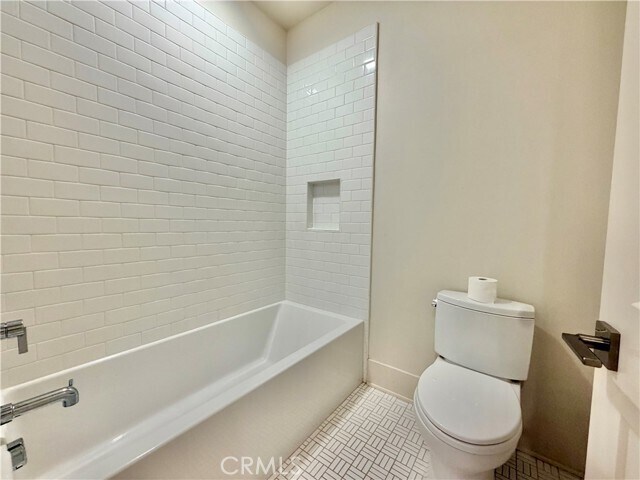 Building Photo - 321 Brimwood