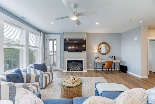 Building Photo - Outer Banks 3 Bedroom Year Round Rental-Available 9/1
