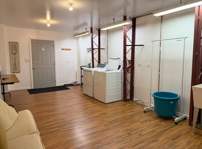 Building Photo - Private Bigfork Home