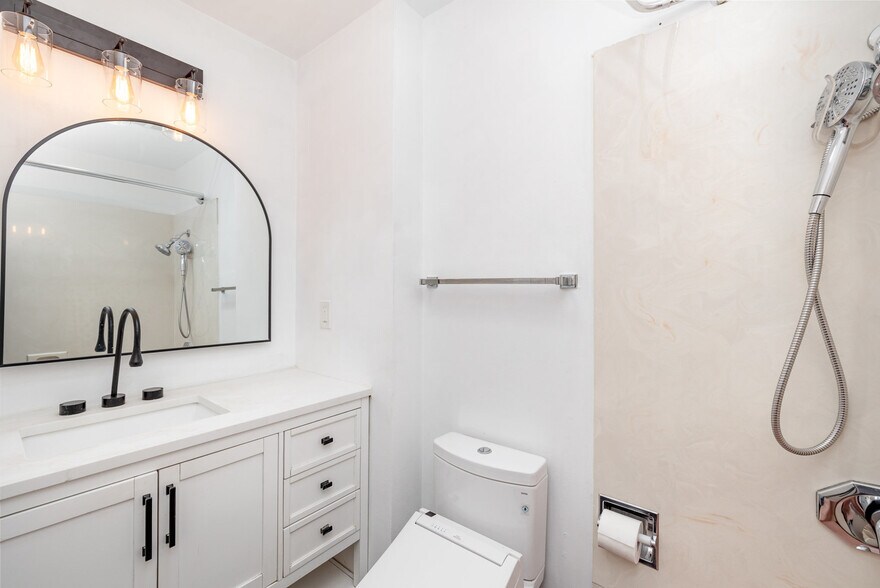 Building Photo - 458 SW 126th St