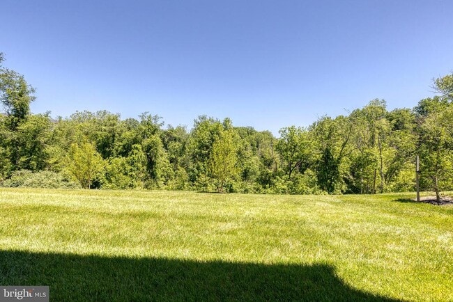 Building Photo - 200 Hickory Holw Ct