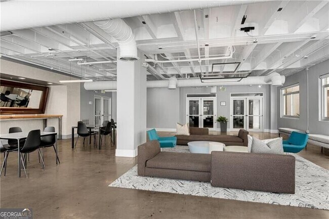 Building Photo - 805 Peachtree St NE