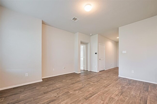 Building Photo - 1819 Bryson Heights Dr