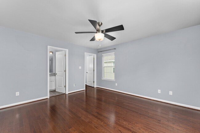 Building Photo - 115 N Budding Ave