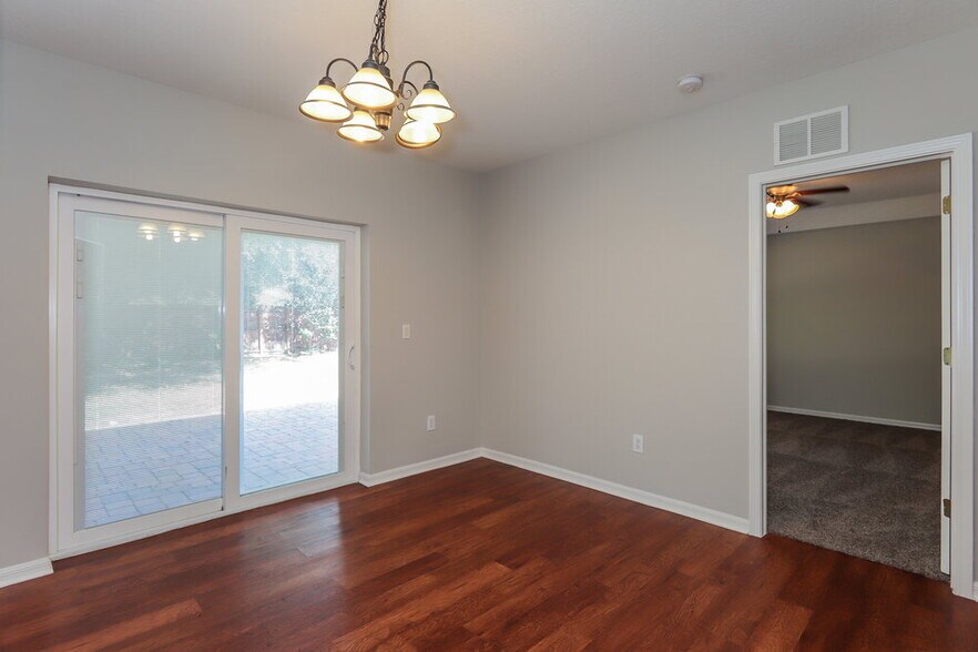 Building Photo - 11116 Newbridge Dr