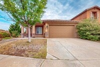 Building Photo - 400 Loma Linda Loop NE