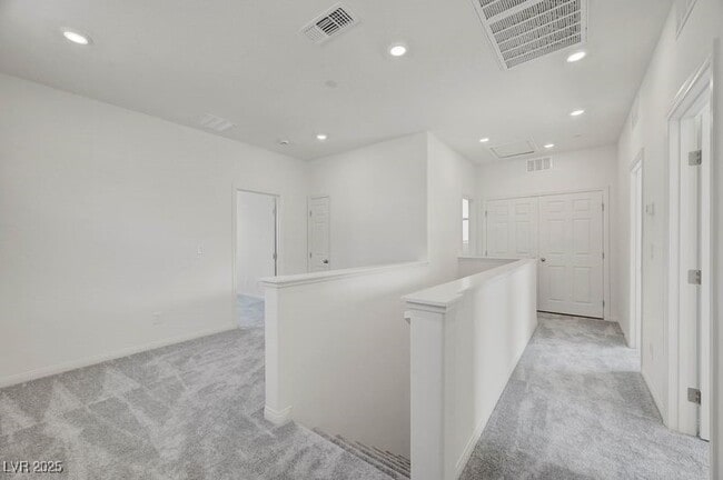 Building Photo - 1550 Rock Kestrel St