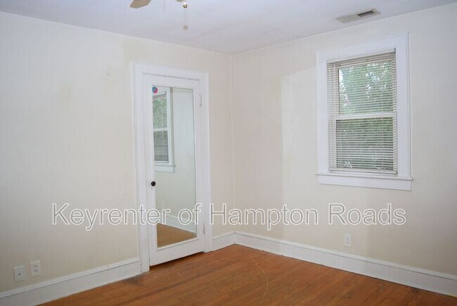 Building Photo - 1303 Tallwood St