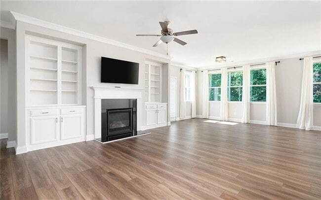 Building Photo - 5745 Pickens Garden Ln