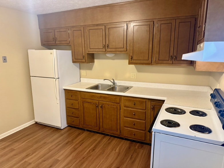 Building Photo - 2305 Adams Ave